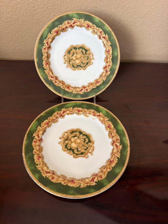 American Atelier Other - Set of 2 American Atelier Noel Salad Dessert Plates 8” Green Gold Red Holiday